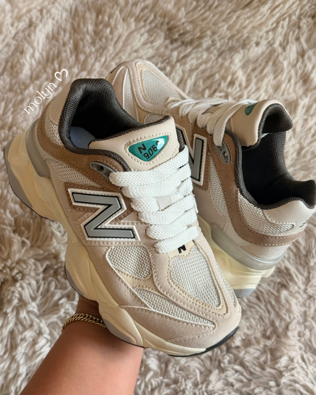 NEW BALANCE